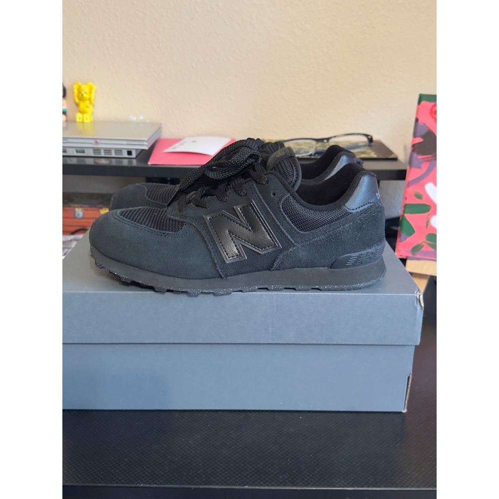 New Balance 574 Core Triple Black Suede Mesh Sneakers GC574EVE Kids 5.5 Wide